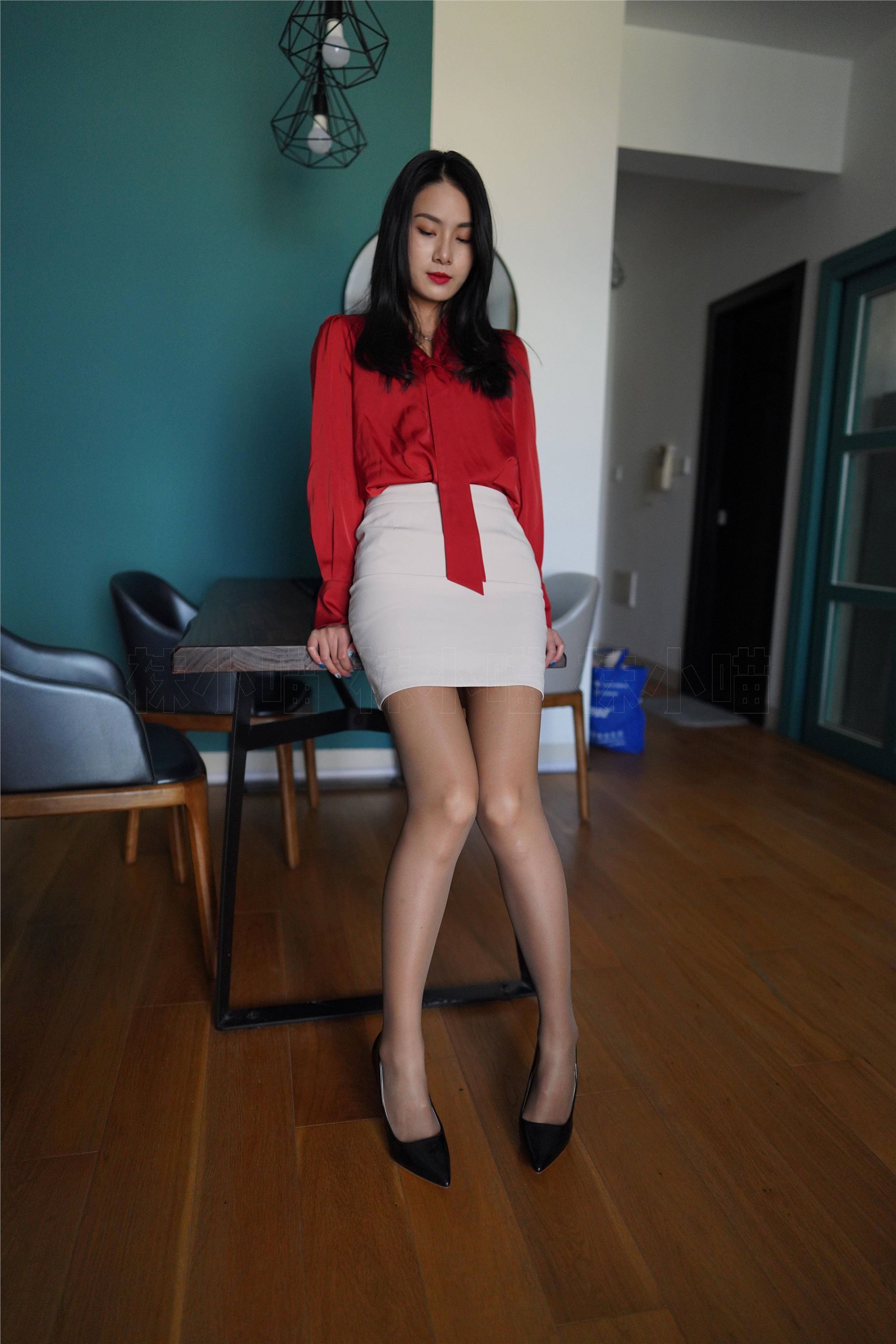 壹吻映画  2021.01.06 YW001 《红色衬衫-红红》